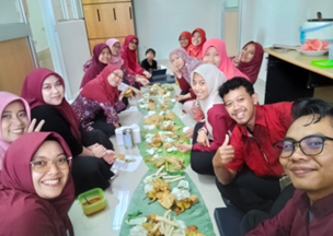 BUDAYA MAKAN SEHAT DI UPT LABORATORIUM